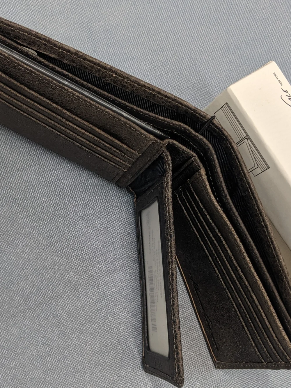 Brand New • Genuine Leather Wallet Duo • Kenneth Cole